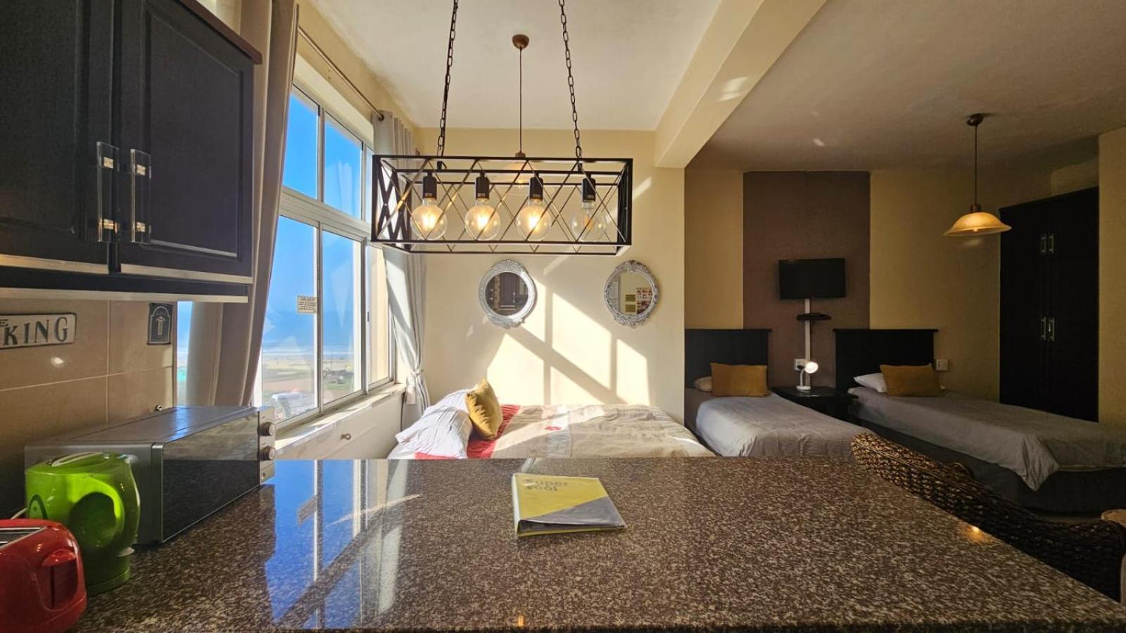 Marlborough Durban Beachfront South Beach Holiday Apartments Marine Parade Extérieur photo